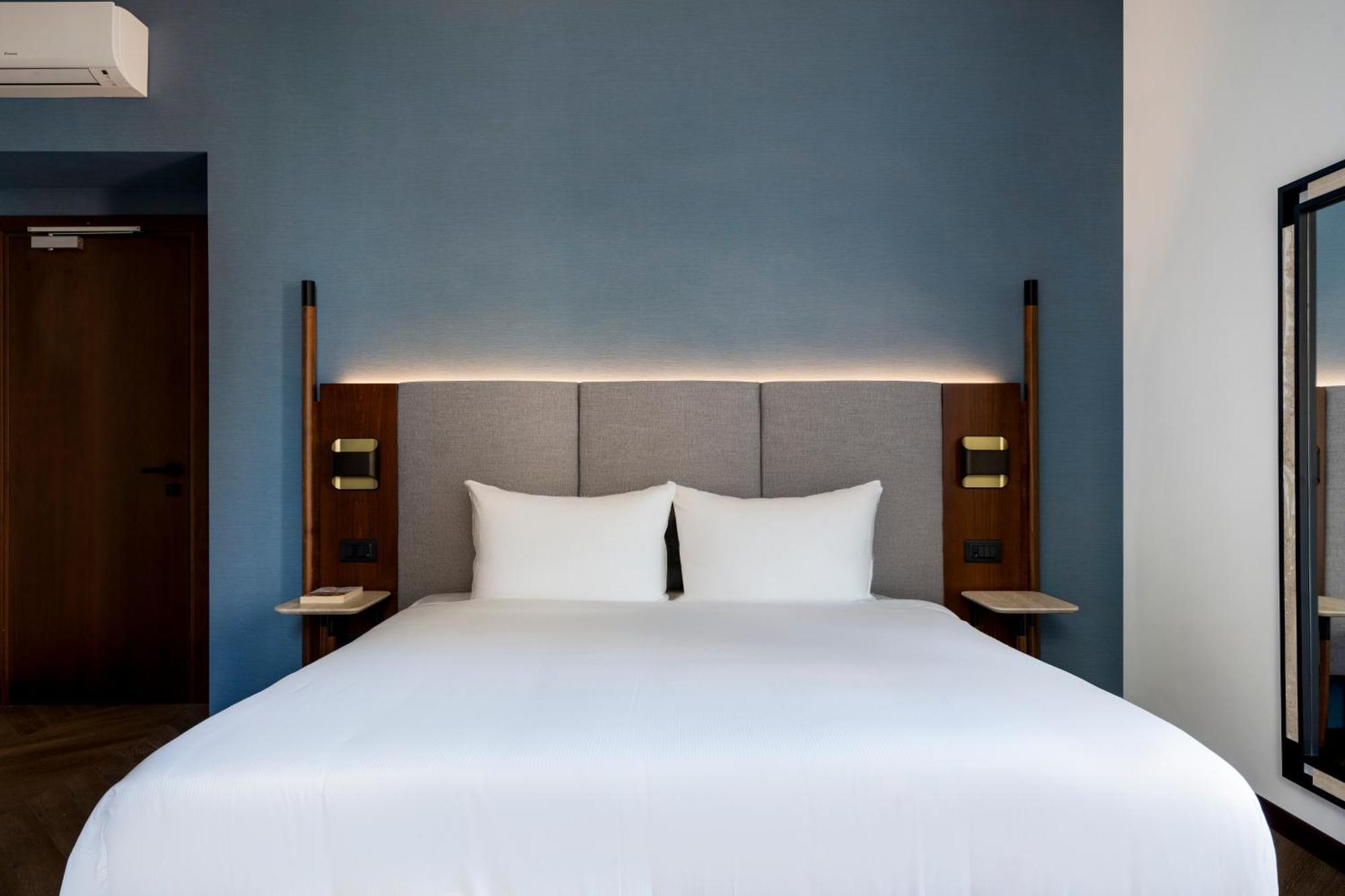 King Room,1622744646:JPEG